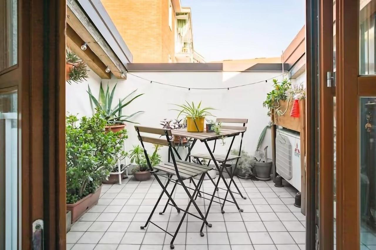 Le Domus Milano_Attic With Terrace Apartment Exterior foto